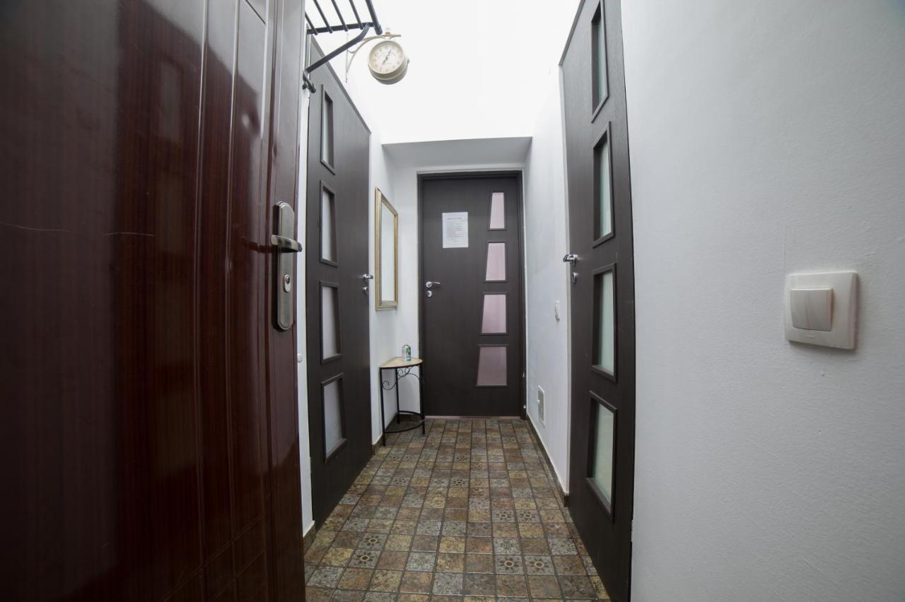 Central Studio Bnb Braşov Exteriör bild